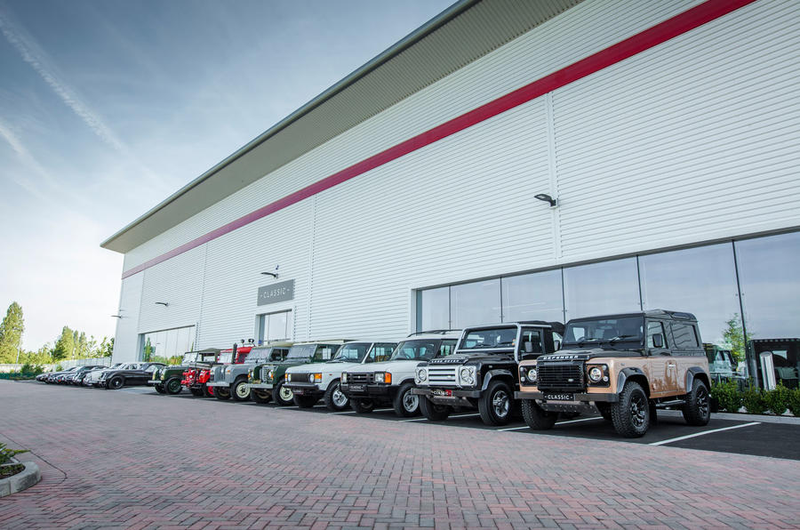 Illustration for article titled OMG, Jaguar land Rover, please let them do tours.